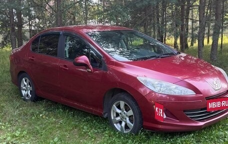Peugeot 408 I рестайлинг, 2013 год, 400 000 рублей, 3 фотография