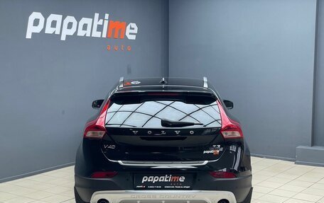 Volvo V40 Cross Country I, 2017 год, 1 650 000 рублей, 4 фотография