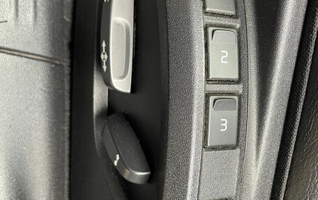 Volvo V40 Cross Country I, 2017 год, 1 650 000 рублей, 17 фотография
