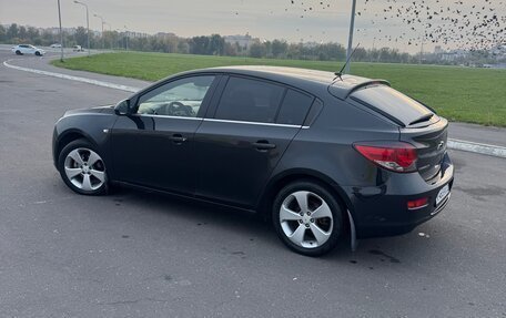 Chevrolet Cruze II, 2011 год, 595 000 рублей, 3 фотография