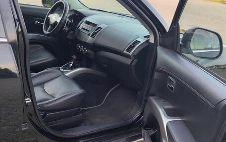Peugeot 4007, 2010 год, 900 000 рублей, 7 фотография