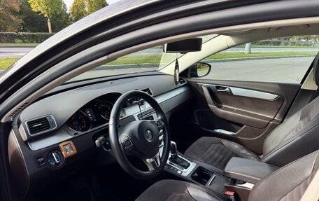 Volkswagen Passat B7, 2013 год, 1 020 000 рублей, 13 фотография