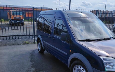 Ford Tourneo Connect I, 2008 год, 700 000 рублей, 3 фотография