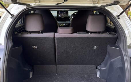 Toyota Yaris, 2021 год, 1 699 999 рублей, 10 фотография