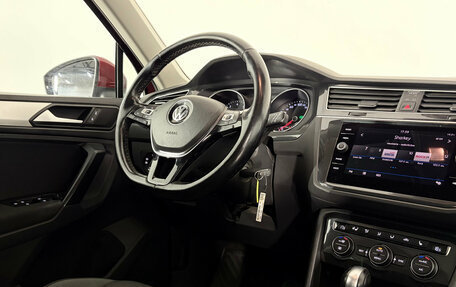 Volkswagen Tiguan II, 2019 год, 1 850 000 рублей, 10 фотография