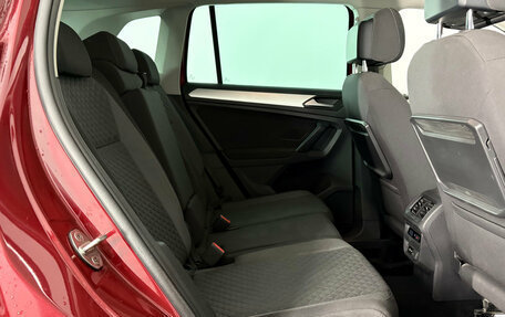 Volkswagen Tiguan II, 2019 год, 1 850 000 рублей, 11 фотография