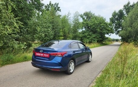 Hyundai Solaris II рестайлинг, 2021 год, 1 300 000 рублей, 6 фотография