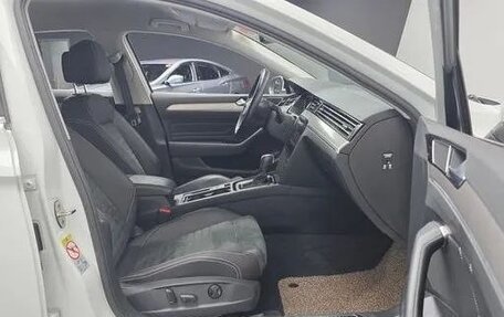 Volkswagen Passat B8 рестайлинг, 2022 год, 2 470 000 рублей, 9 фотография
