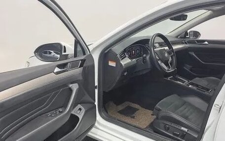 Volkswagen Passat B8 рестайлинг, 2022 год, 2 470 000 рублей, 6 фотография