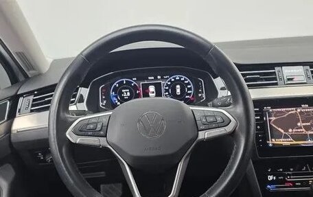 Volkswagen Passat B8 рестайлинг, 2022 год, 2 470 000 рублей, 15 фотография