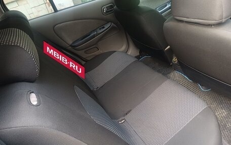 Nissan Almera, 2000 год, 165 000 рублей, 18 фотография