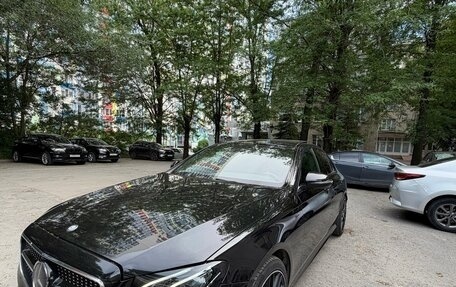 Mercedes-Benz E-Класс, 2016 год, 2 350 000 рублей, 2 фотография