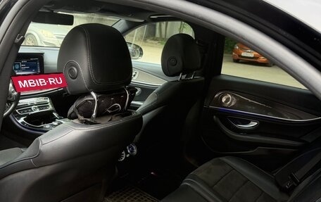 Mercedes-Benz E-Класс, 2016 год, 2 350 000 рублей, 5 фотография
