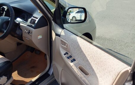 Toyota Corolla Spacio II, 2003 год, 650 000 рублей, 6 фотография