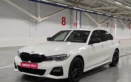 BMW 3 серия, 2020 год, 3 100 000 рублей, 5 фотография