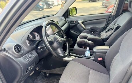 Toyota RAV4, 2003 год, 1 199 999 рублей, 8 фотография