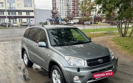 Toyota RAV4, 2003 год, 1 199 999 рублей, 11 фотография
