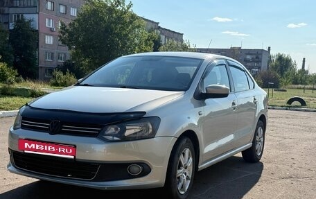 Volkswagen Polo VI (EU Market), 2011 год, 620 000 рублей, 2 фотография