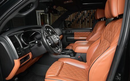 Toyota Sequoia II рестайлинг, 2019 год, 6 500 000 рублей, 18 фотография