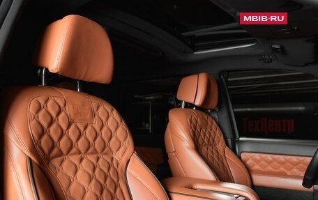 Toyota Sequoia II рестайлинг, 2019 год, 6 500 000 рублей, 28 фотография