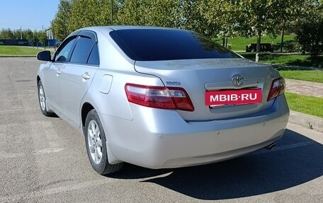 Toyota Camry, 2010 год, 1 140 000 рублей, 5 фотография
