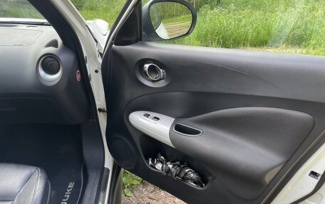 Nissan Juke II, 2012 год, 999 900 рублей, 10 фотография
