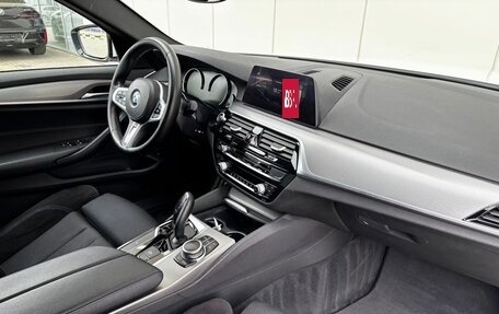 BMW 5 серия, 2020 год, 3 800 000 рублей, 12 фотография