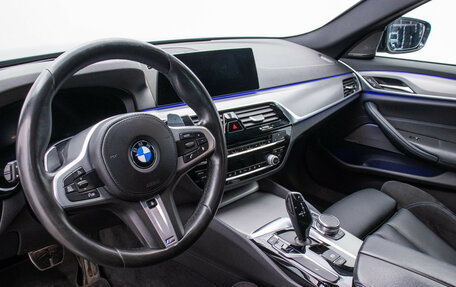BMW 5 серия, 2018 год, 3 457 000 рублей, 9 фотография