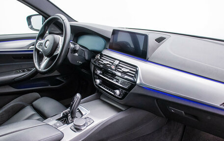 BMW 5 серия, 2018 год, 3 457 000 рублей, 10 фотография
