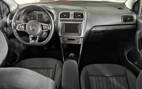 Volkswagen Polo VI (EU Market), 2018 год, 1 330 000 рублей, 11 фотография