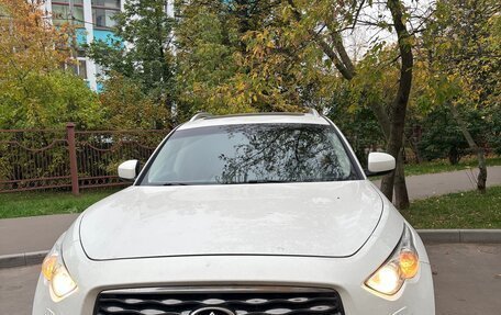 Infiniti FX II, 2011 год, 1 950 000 рублей, 1 фотография