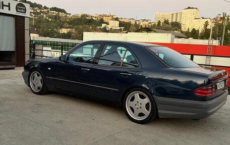 Mercedes-Benz E-Класс, 1998 год, 670 000 рублей, 7 фотография
