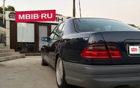 Mercedes-Benz E-Класс, 1998 год, 670 000 рублей, 6 фотография