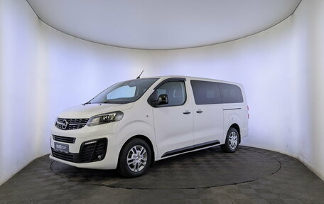 Opel Zafira Life I, 2021 год, 3 600 000 рублей, 1 фотография