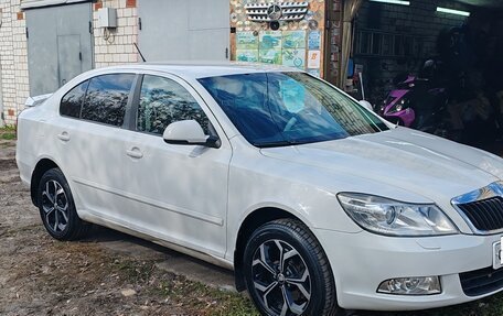 Skoda Octavia, 2011 год, 650 000 рублей, 2 фотография