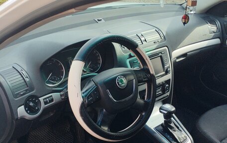 Skoda Octavia, 2011 год, 650 000 рублей, 5 фотография