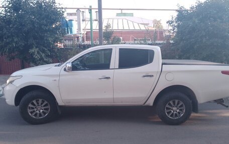 Mitsubishi L200 IV рестайлинг, 2016 год, 1 600 000 рублей, 2 фотография
