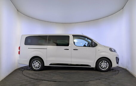 Opel Zafira Life I, 2021 год, 3 600 000 рублей, 4 фотография