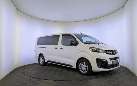 Opel Zafira Life I, 2021 год, 3 600 000 рублей, 3 фотография