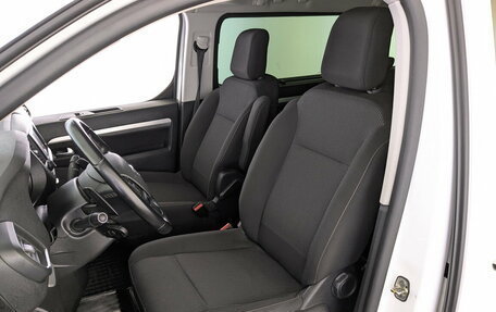 Opel Zafira Life I, 2021 год, 3 600 000 рублей, 20 фотография