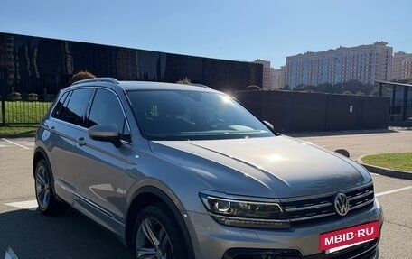 Volkswagen Tiguan II, 2019 год, 3 490 000 рублей, 2 фотография