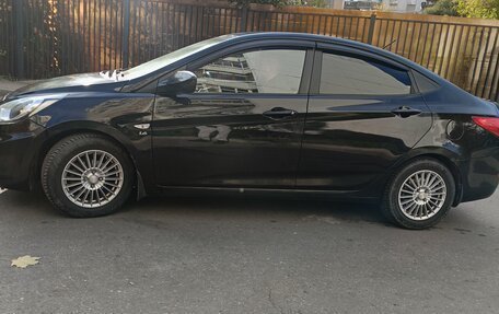 Hyundai Solaris II рестайлинг, 2012 год, 650 000 рублей, 2 фотография