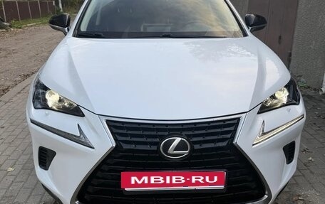 Lexus NX I, 2019 год, 3 150 000 рублей, 2 фотография