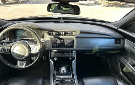 Jaguar XF II, 2017 год, 1 590 000 рублей, 9 фотография