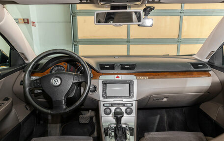 Volkswagen Passat B6, 2007 год, 550 000 рублей, 20 фотография