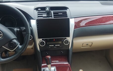 Toyota Camry, 2012 год, 1 350 000 рублей, 8 фотография