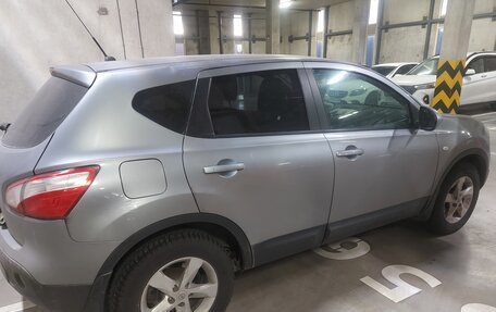 Nissan Qashqai, 2010 год, 820 000 рублей, 2 фотография