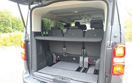 Peugeot Traveller I, 2020 год, 3 080 000 рублей, 13 фотография