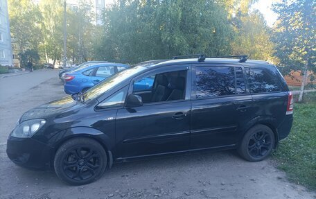 Opel Zafira B, 2012 год, 680 000 рублей, 4 фотография