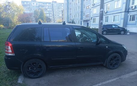 Opel Zafira B, 2012 год, 680 000 рублей, 2 фотография